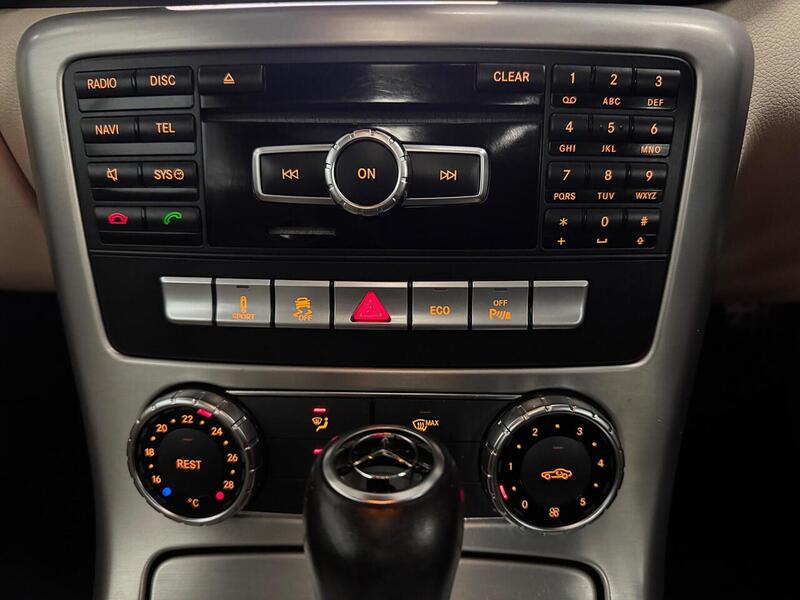 Mercedes-Benz SLK 1.8 SLK250 BlueEfficiency AMG Sport Edition 125 Convertible 2dr Petrol G-Tronic+ Euro 5 (s/s) (204 - U641