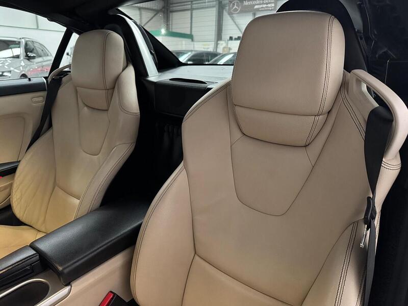 Mercedes-Benz SLK 1.8 SLK250 BlueEfficiency AMG Sport Edition 125 Convertible 2dr Petrol G-Tronic+ Euro 5 (s/s) (204 - U641