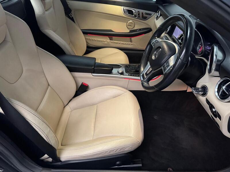 Mercedes-Benz SLK 1.8 SLK250 BlueEfficiency AMG Sport Edition 125 Convertible 2dr Petrol G-Tronic+ Euro 5 (s/s) (204 - U641