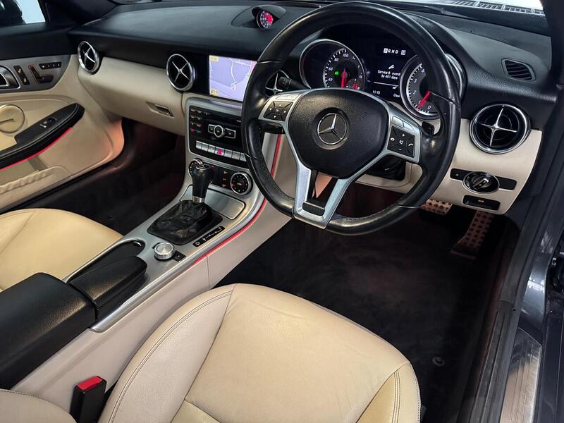 Mercedes-Benz SLK 1.8 SLK250 BlueEfficiency AMG Sport Edition 125 Convertible 2dr Petrol G-Tronic+ Euro 5 (s/s) (204 - U641