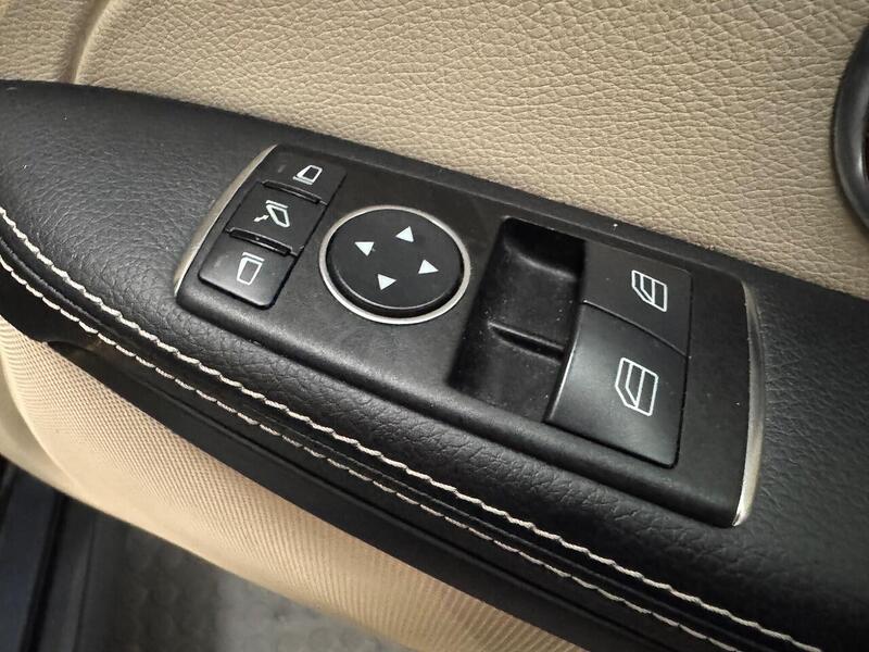 Mercedes-Benz SLK 1.8 SLK250 BlueEfficiency AMG Sport Edition 125 Convertible 2dr Petrol G-Tronic+ Euro 5 (s/s) (204 - U641