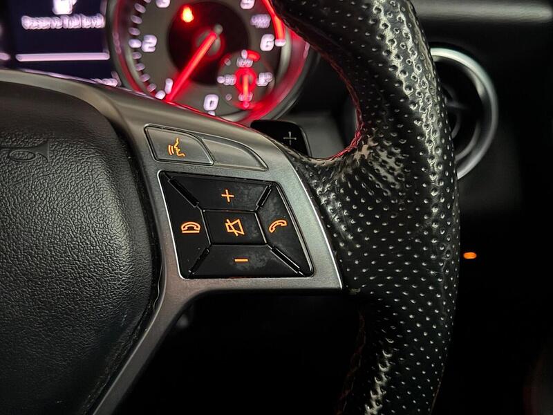 Mercedes-Benz SLK 2.1 SLK250 CDI AMG Sport Convertible 2dr Diesel G-Tronic+ Euro 5 (s/s) (204 ps) - U645