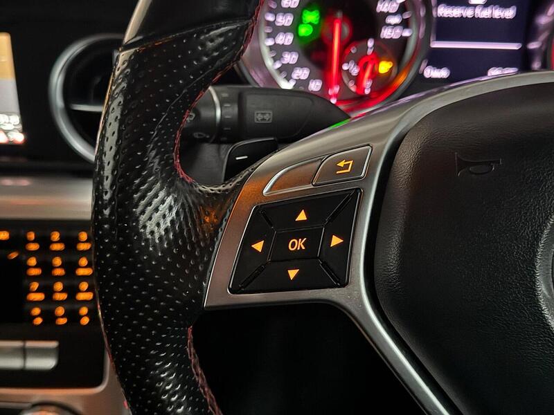 Mercedes-Benz SLK 2.1 SLK250 CDI AMG Sport Convertible 2dr Diesel G-Tronic+ Euro 5 (s/s) (204 ps) - U645