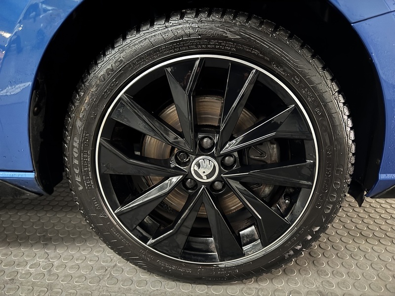 Skoda Fabia 1.0 TSI Monte Carlo Hatchback 5dr Petrol Manual Euro 6 (s/s) (110 ps) - U651