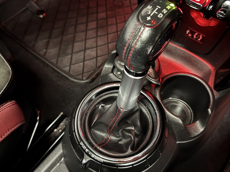 MINI Hatch 2.0 John Cooper Works Hatchback 3dr Petrol Auto Euro 6 (s/s) (231 ps) - U653