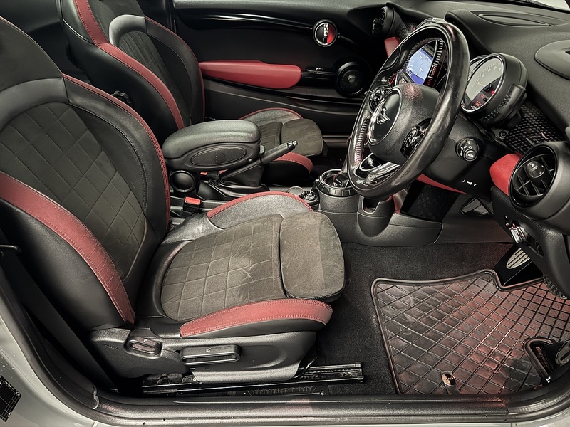 MINI Hatch 2.0 John Cooper Works Hatchback 3dr Petrol Auto Euro 6 (s/s) (231 ps) - U653