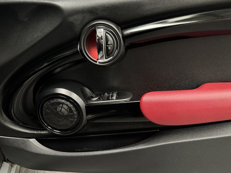 MINI Hatch 2.0 John Cooper Works Hatchback 3dr Petrol Auto Euro 6 (s/s) (231 ps) - U653