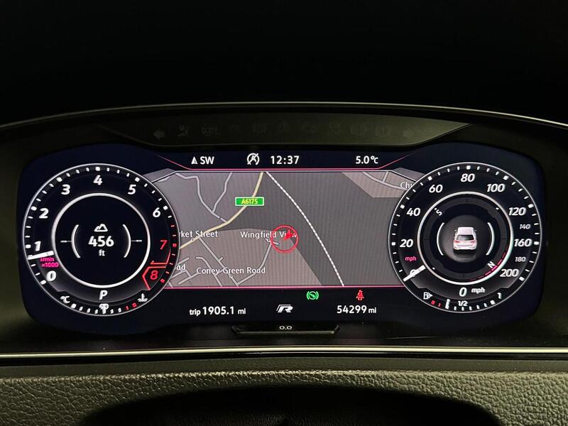 Volkswagen Golf 2.0 TSI R Hatchback 5dr Petrol DSG 4Motion Euro 6 (s/s) (310 ps) - U654