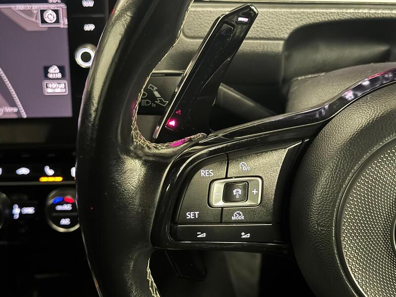 Volkswagen Golf 2.0 TSI R Hatchback 5dr Petrol DSG 4Motion Euro 6 (s/s) (310 ps) - U654