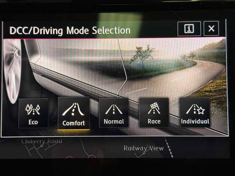 Volkswagen Golf 2.0 TSI R Hatchback 5dr Petrol DSG 4Motion Euro 6 (s/s) (310 ps) - U654