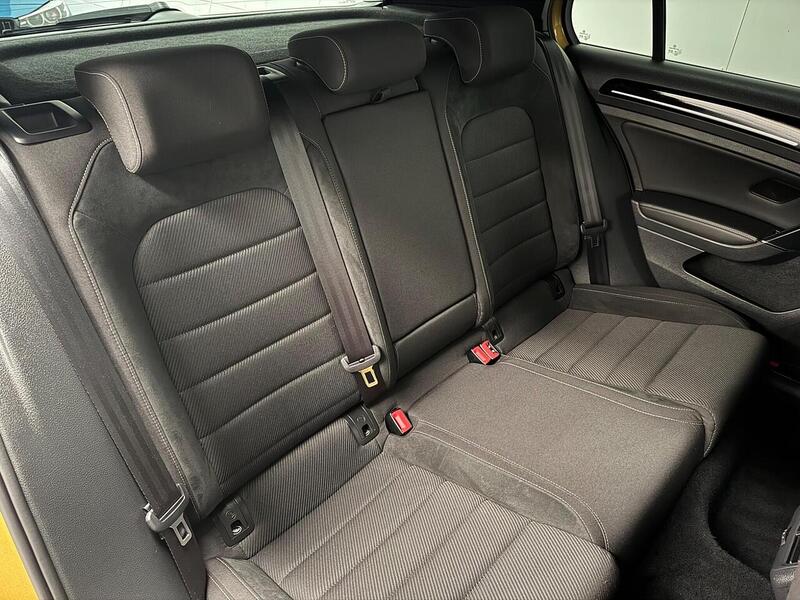 Volkswagen Golf 2.0 TSI R Hatchback 5dr Petrol DSG 4Motion Euro 6 (s/s) (310 ps) - U654