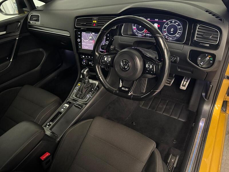 Volkswagen Golf 2.0 TSI R Hatchback 5dr Petrol DSG 4Motion Euro 6 (s/s) (310 ps) - U654