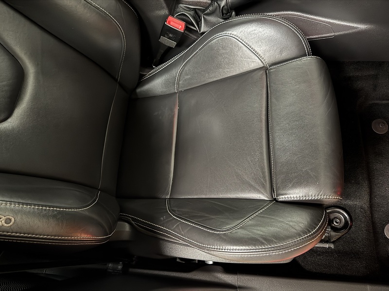 Ford Focus 2.0T EcoBoost ST-3 Hatchback 5dr Petrol Manual Eur Hatchback 2.0 Manual Petrol - U658