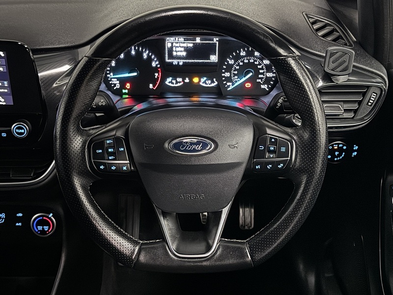 Ford Fiesta 1.0T EcoBoost ST-Line Hatchback 5dr Petrol Manual Euro 6 (s/s) (100 ps) - U664