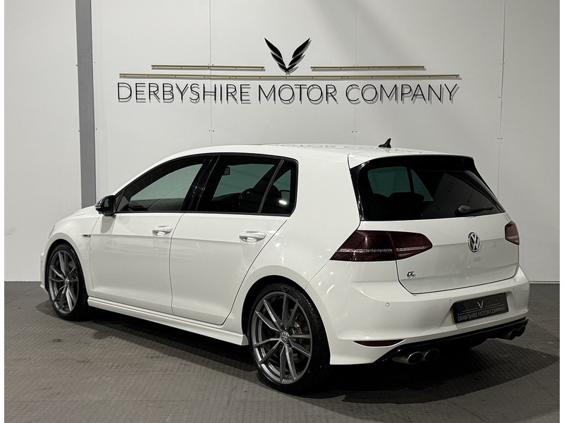 Volkswagen Golf 2.0 TSI BlueMotion Tech R Hatchback 5dr Petrol DSG 4Motion Euro 6 (s/s) (300 ps) - U666