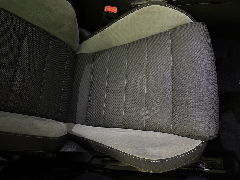 Volkswagen Golf 2.0 TSI BlueMotion Tech R Hatchback 5dr Petrol DSG 4Motion Euro 6 (s/s) (300 ps) - U666