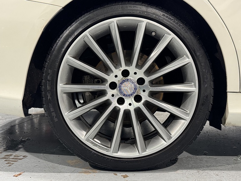 Mercedes-Benz C Class 2.1 C220d AMG Line (Premium Plus) Estate 5dr Diesel 7G-Tronic+ Euro 6 (s/s) (170 ps) - U719