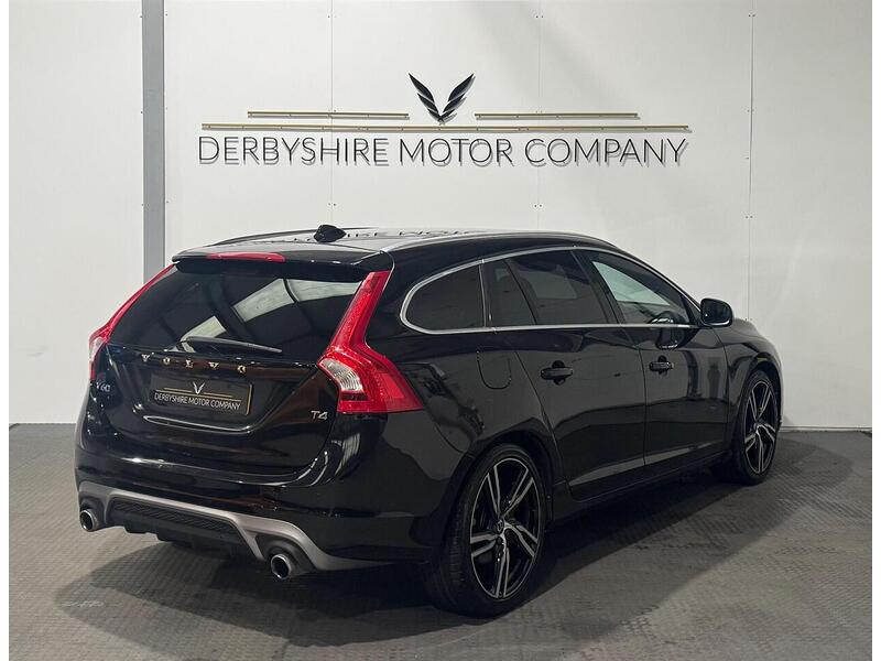 Volvo V60 2.0 T4 R-Design Lux Nav Estate 5dr Petrol Auto Euro 6 (s/s) (190 ps) - U743