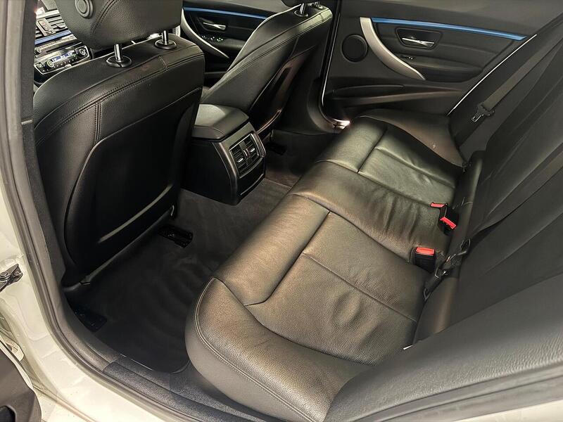 BMW 3 Series 3.0 335d M Sport Saloon 4dr Diesel Auto xDrive Euro 6 (s/s) (313 ps) - U768