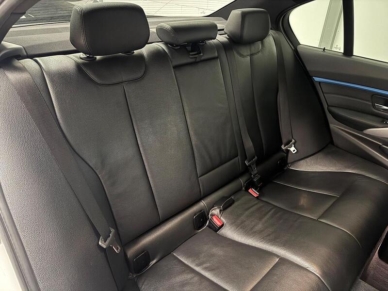 BMW 3 Series 3.0 335d M Sport Saloon 4dr Diesel Auto xDrive Euro 6 (s/s) (313 ps) - U768