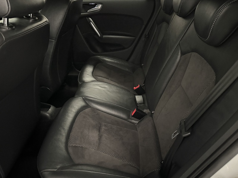 Audi A1 1.4 TFSI CoD Black Edition Sportback 5dr Petrol Manual Euro 6 (s/s) (150 ps) - U801