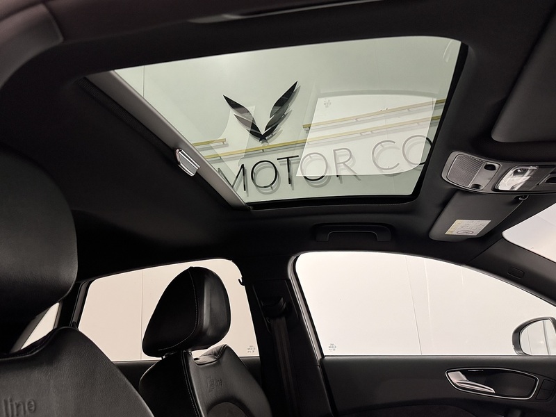 Audi A1 1.4 TFSI CoD Black Edition Sportback 5dr Petrol Manual Euro 6 (s/s) (150 ps) - U801