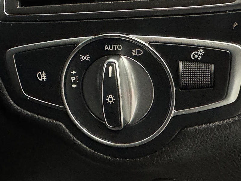 Mercedes-Benz C Class 2.1 C220d AMG Line (Premium Plus) Coupe 2dr Diesel G-Tronic+ Euro 6 (s/s) (170 ps) - U812