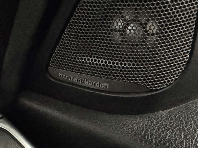 BMW 3 Series 2.0 320i M Sport Shadow Edition Touring 5dr Petrol Auto xDrive Euro 6 (s/s) (184 ps) - U815