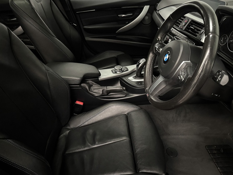 BMW 3 Series 2.0 320i M Sport Shadow Edition Touring 5dr Petrol Auto xDrive Euro 6 (s/s) (184 ps) - U815