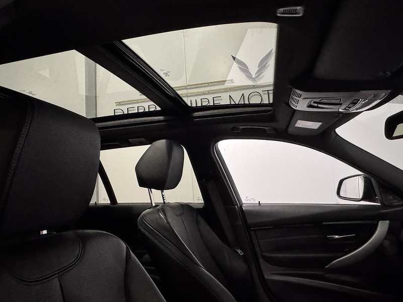 BMW 3 Series 2.0 320i M Sport Shadow Edition Touring 5dr Petrol Auto xDrive Euro 6 (s/s) (184 ps) - U815