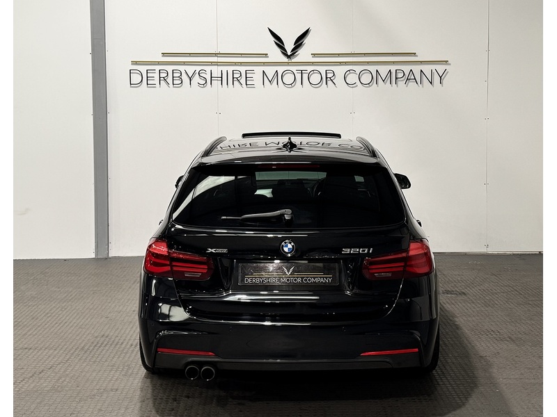 BMW 3 Series 2.0 320i M Sport Shadow Edition Touring 5dr Petrol Auto xDrive Euro 6 (s/s) (184 ps) - U815