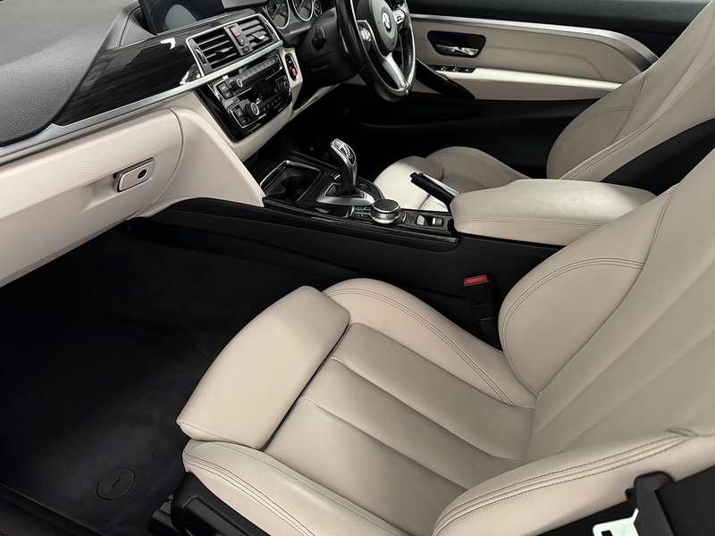 BMW 4 Series 3.0 435d M Sport Convertible 2dr Diesel Auto xDrive Euro 6 (s/s) (313 ps) - U820