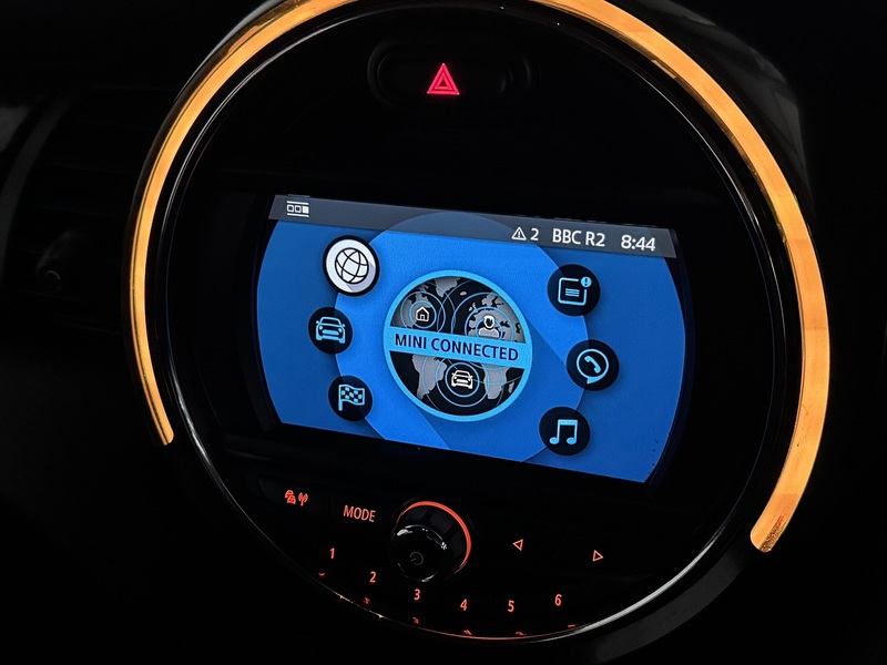 MINI Hatch 2.0 Cooper S Sport Hatchback 5dr Petrol Steptronic Euro 6 (s/s) (192 ps) - U821