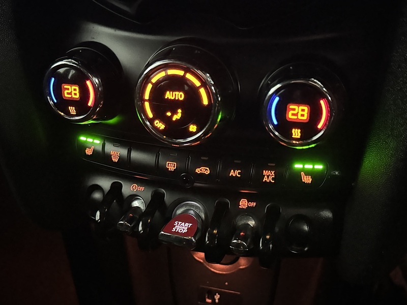 MINI Hatch 2.0 Cooper S Sport Hatchback 5dr Petrol Steptronic Euro 6 (s/s) (192 ps) - U821