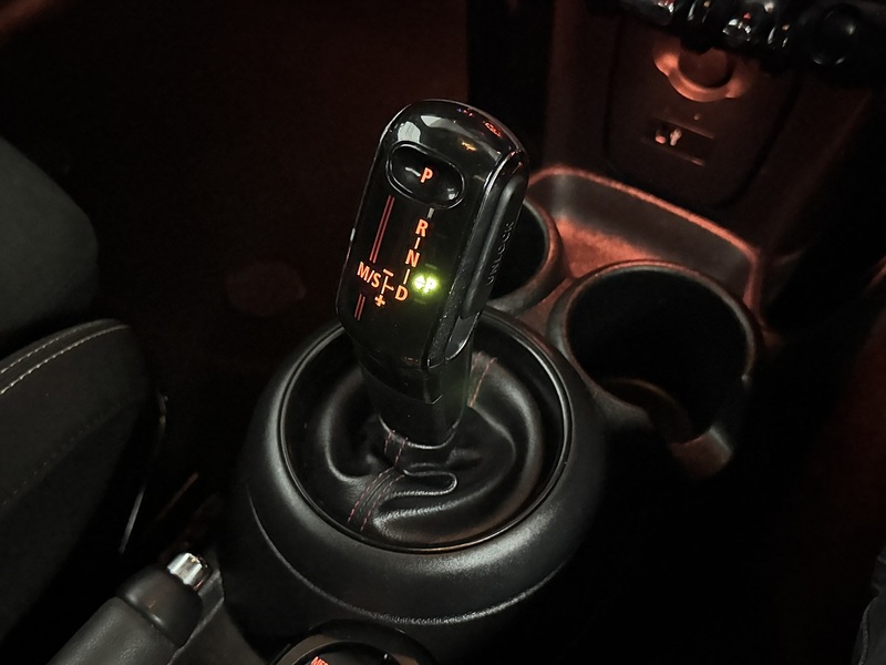 MINI Hatch 2.0 Cooper S Sport Hatchback 5dr Petrol Steptronic Euro 6 (s/s) (192 ps) - U821