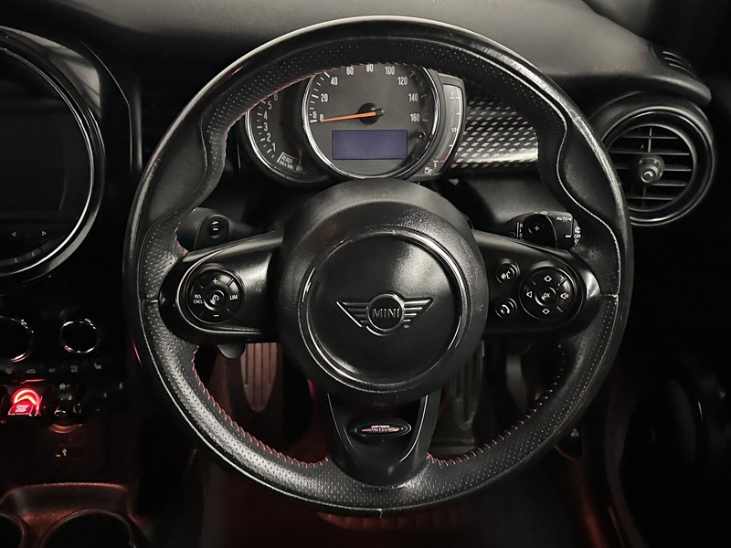 MINI Hatch 2.0 Cooper S Sport Hatchback 5dr Petrol Steptronic Euro 6 (s/s) (192 ps) - U821