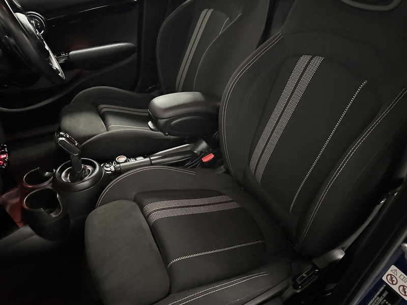 MINI Hatch 2.0 Cooper S Sport Hatchback 5dr Petrol Steptronic Euro 6 (s/s) (192 ps) - U821