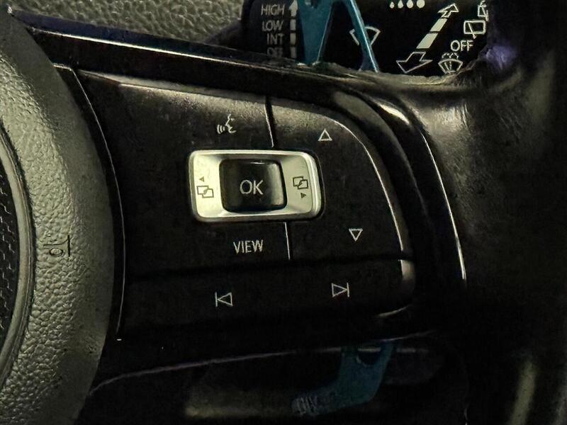 Volkswagen Golf 2.0 TSI R Hatchback 5dr Petrol DSG 4Motion Euro 6 (s/s) (300 ps) - U830