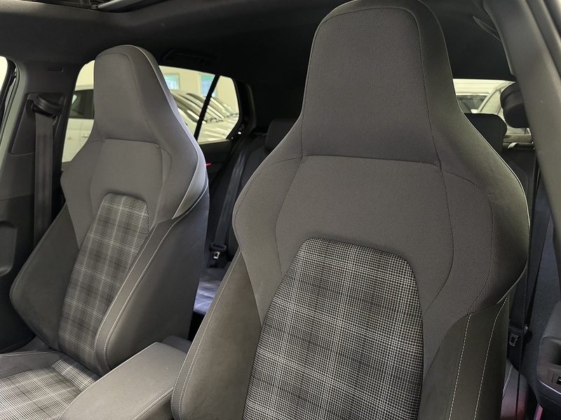 Volkswagen Golf 2.0 TDI GTD Hatchback 5dr Diesel DSG Euro 6 (s/s) (200 ps) - U831