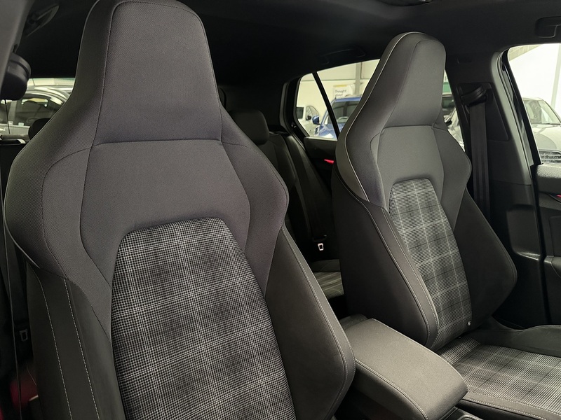 Volkswagen Golf 2.0 TDI GTD Hatchback 5dr Diesel DSG Euro 6 (s/s) (200 ps) - U831