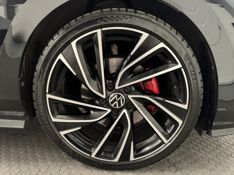 Volkswagen Golf 2.0 TDI GTD Hatchback 5dr Diesel DSG Euro 6 (s/s) (200 ps) - U831
