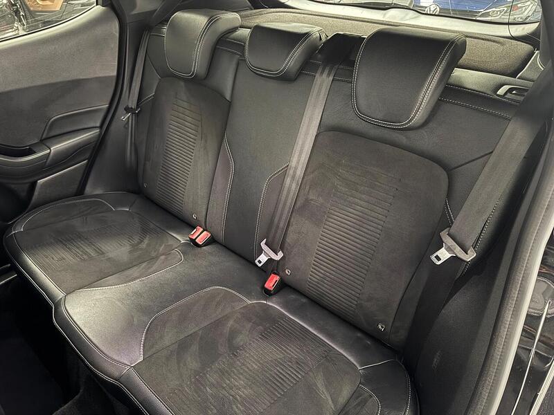 Ford Fiesta 1.5T EcoBoost ST-3 Hatchback 5dr Petrol Manual Euro 6 (s/s) (200 ps) - U833
