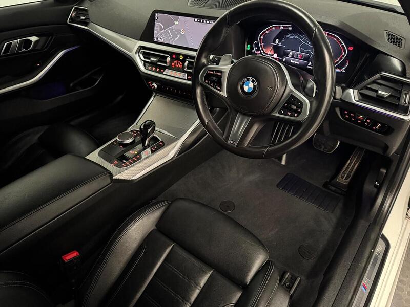 BMW 3 Series 2.0 320i M Sport Saloon 4dr Petrol Auto Euro 6 (s/s) (184 ps) - U844