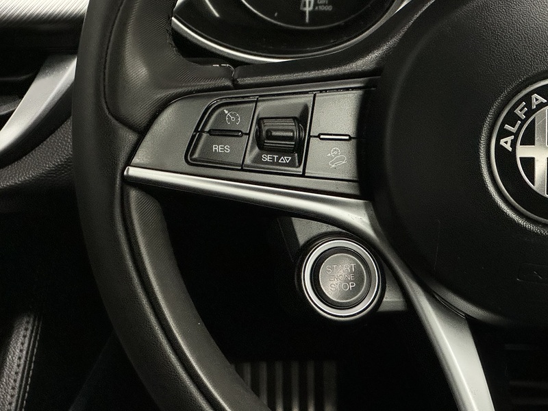 Alfa Romeo Stelvio 2.2 TD Speciale SUV 5dr Diesel Auto Q4 AWD Euro 6 (s/s) (210 ps) - U848
