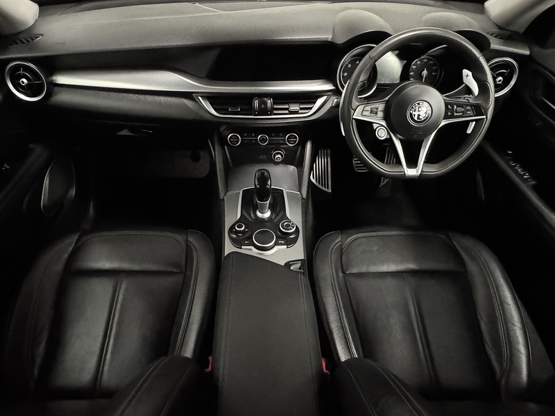 Alfa Romeo Stelvio 2.2 TD Speciale SUV 5dr Diesel Auto Q4 AWD Euro 6 (s/s) (210 ps) - U848