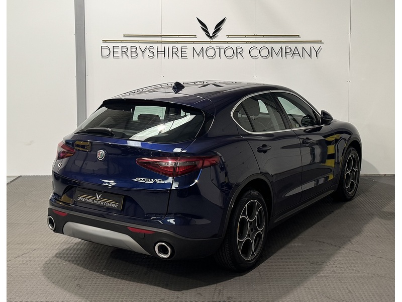 Alfa Romeo Stelvio 2.2 TD Speciale SUV 5dr Diesel Auto Q4 AWD Euro 6 (s/s) (210 ps) - U848