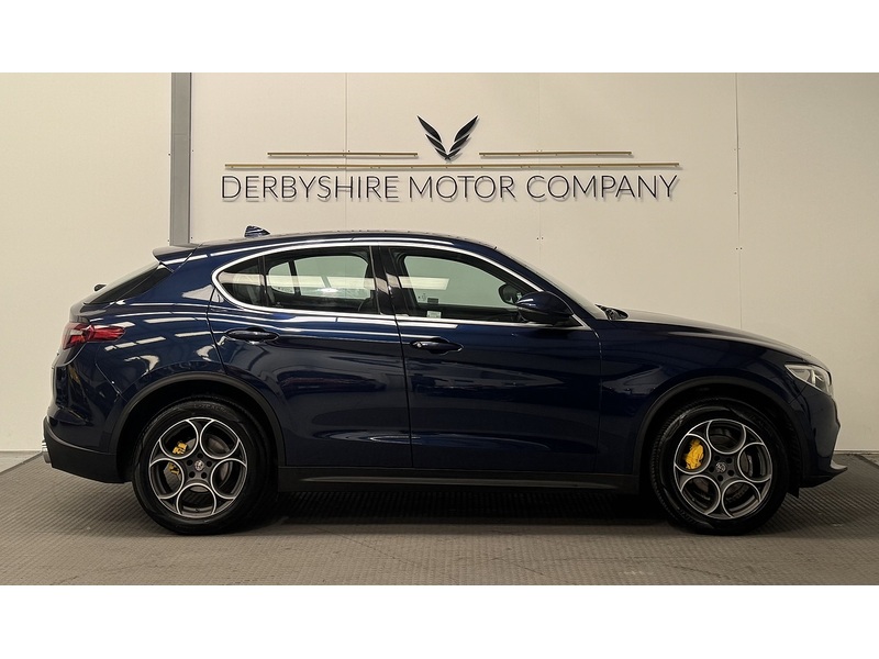 Alfa Romeo Stelvio 2.2 TD Speciale SUV 5dr Diesel Auto Q4 AWD Euro 6 (s/s) (210 ps) - U848