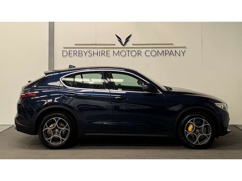 Alfa Romeo Stelvio 2.2 TD Speciale SUV 5dr Diesel Auto Q4 AWD Euro 6 (s/s) (210 ps) - U848