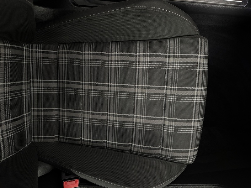 Volkswagen Golf 2.0 TDI GTD Hatchback 5dr Diesel DSG Euro 6 (s/s) (184 ps) - U859