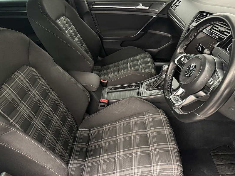 Volkswagen Golf 2.0 TDI GTD Hatchback 5dr Diesel DSG Euro 6 (s/s) (184 ps) - U859